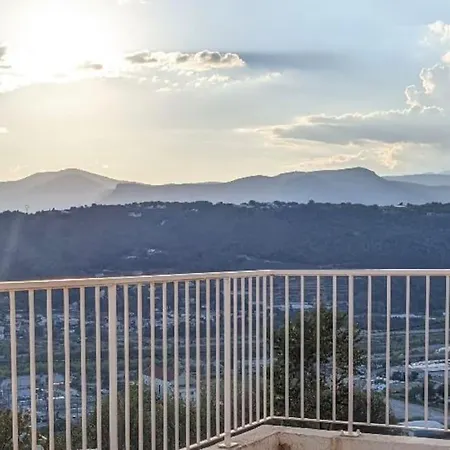 3 Pieces Dans Avec Piscine * Nice