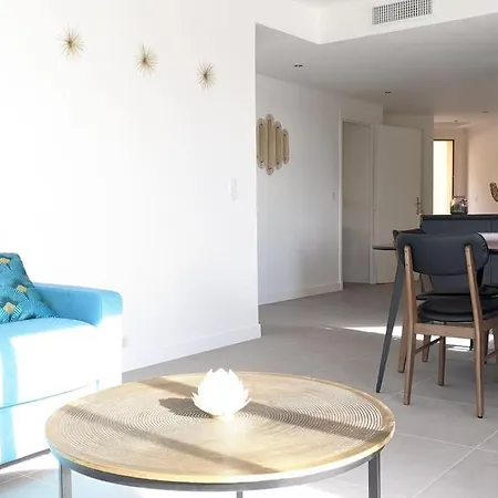Apartman 3 Pieces Dans Avec Piscine *